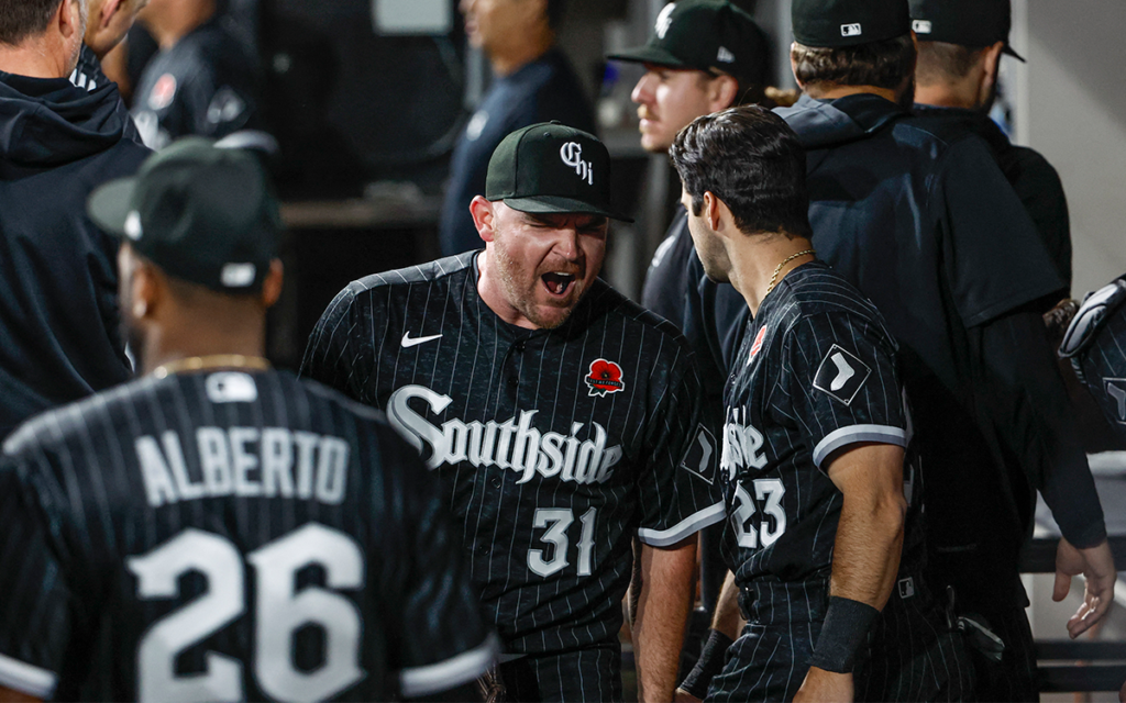 MLB: Liam Hendriks regresa al montículo tras ponchar al cáncer | Video