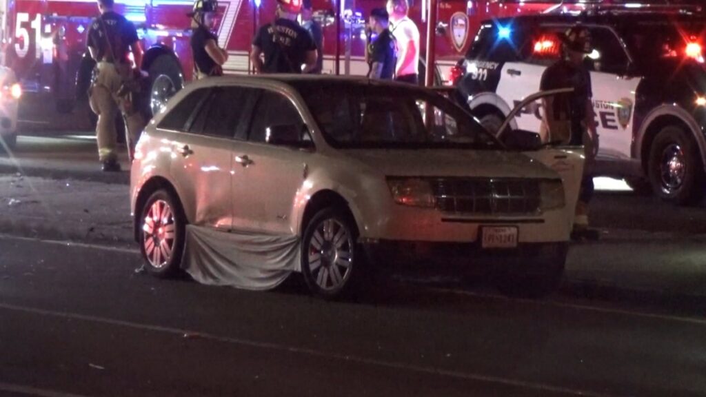 Madre muere arrollada en Houston por su propio auto