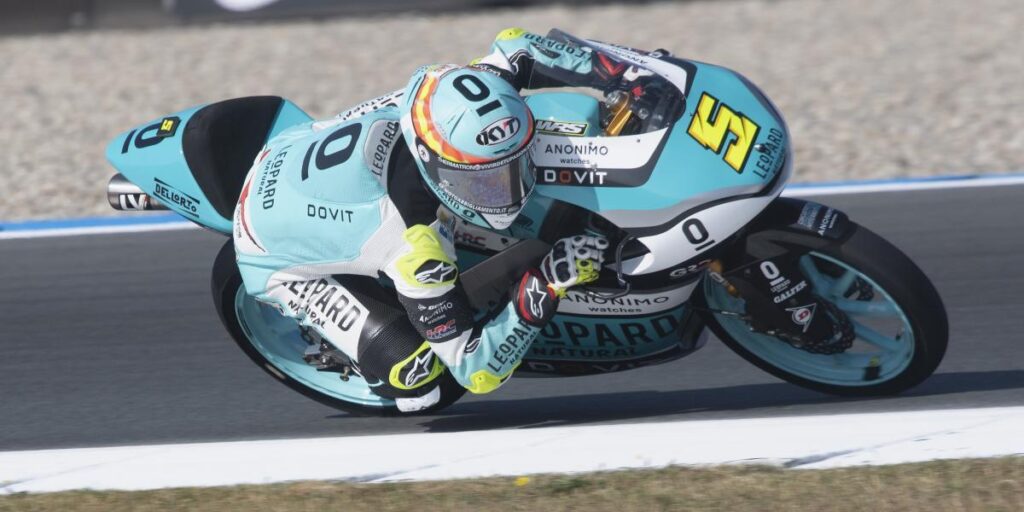 Masiá cierra los entrenamientos libres con el mejor tiempo