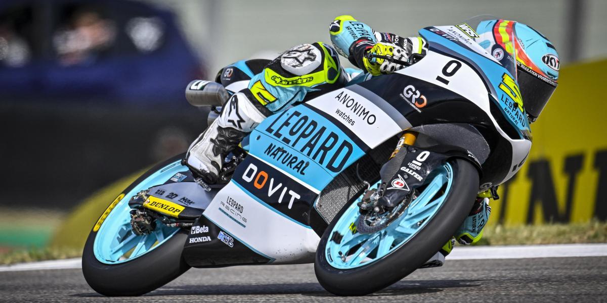 Masiá domina con autoridad el primer día en Assen