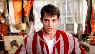 Matthew Broderick looking into the camera in Ferris Bueller's Day Off.