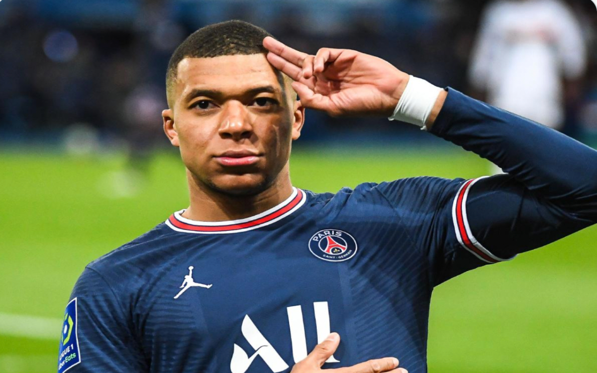 Mbappé desliza que podría renovar con el PSG: “Pasan muchas cosas en un año”