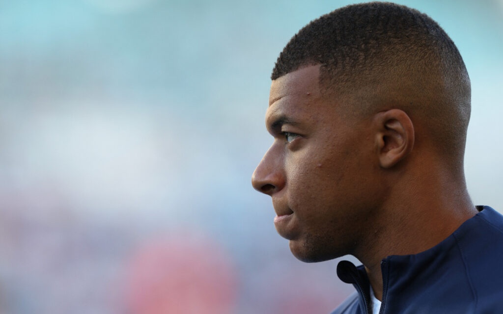 Mbappé se une a las denuncias por la muerte de un menor a manos de la policía