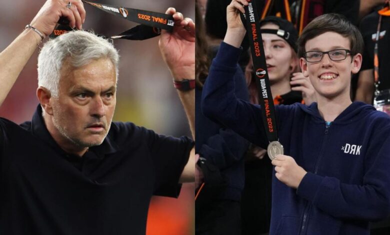 Mourinho regaló su medalla a un aficionado: "Me quedo las de oro..."