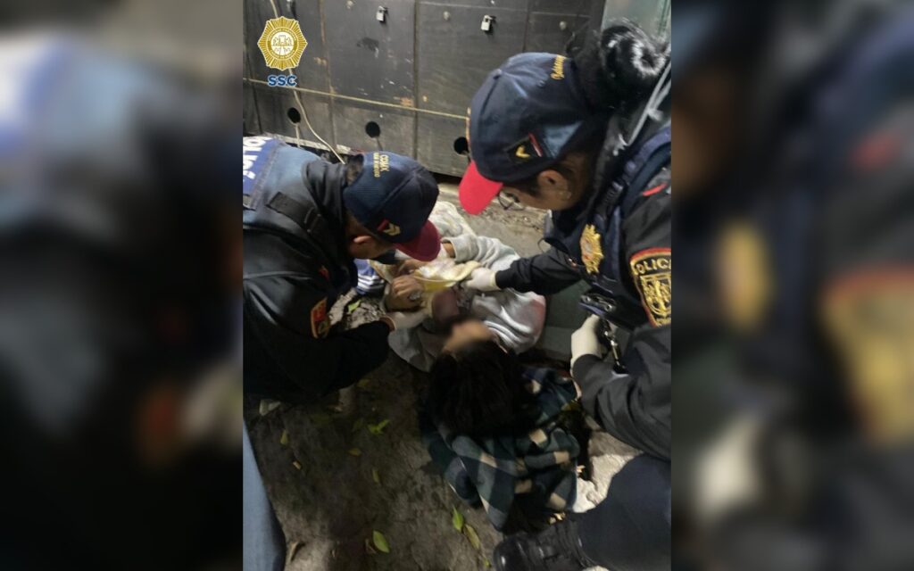Mujer da a luz en paradero de Indios Verdes | Fotos