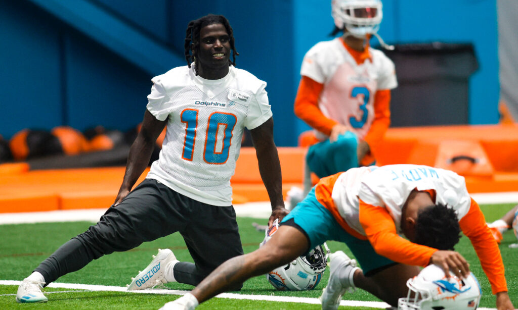 NFL: Tyreek Hill es investigado por incidente de violencia en Miami