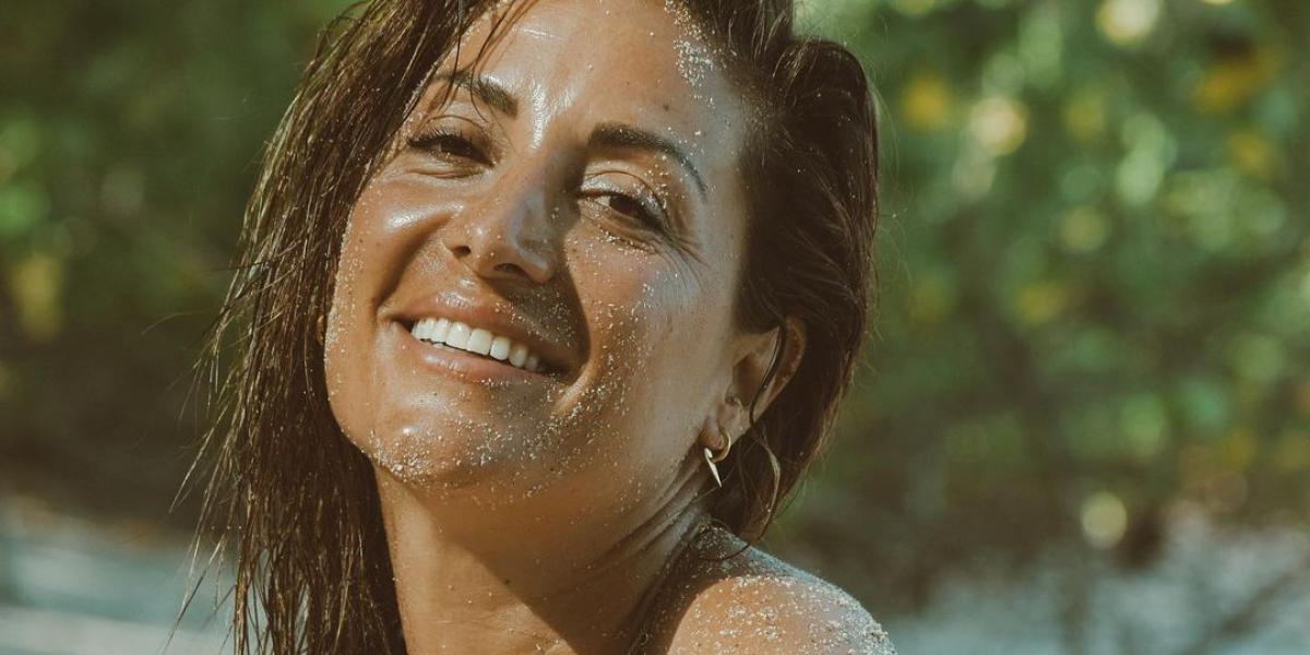 Nagore Robles incendia las redes con un nuevo 'topless' en la playa