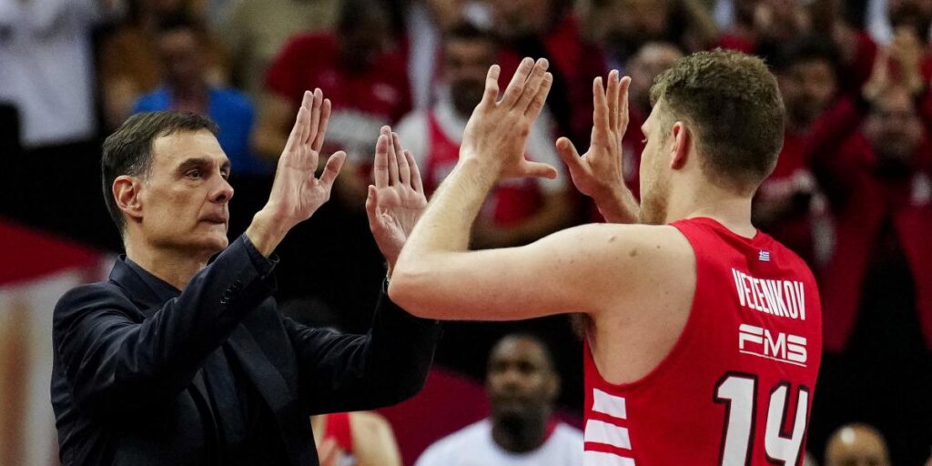 Olympiacos hace autocrítica a su llegada a Grecia