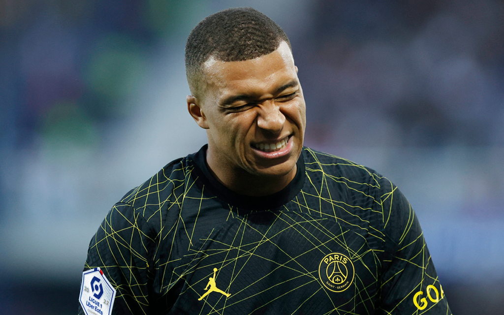 PSG mantiene la presión sobre Mbappé: renovación de contrato o traspaso