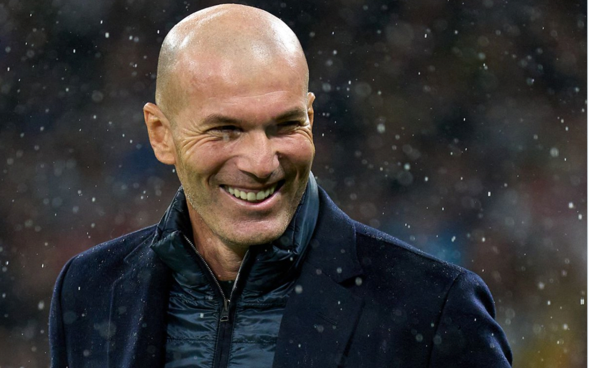 Piensa Zizou dirigir a Les Bleus, pero “no es el momento” | Tuit