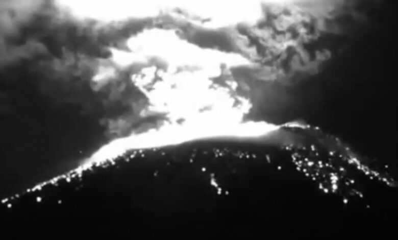 Popocatépetl registra fuerte explosión en la madrugada | Video