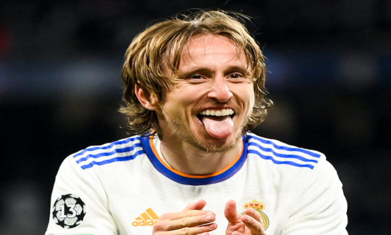 Renueva Luka Modric con Real Madrid hasta el 2024 | Video