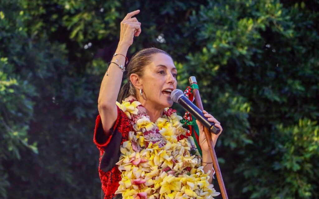 Sheinbaum lidera carrera entre aspirantes de Morena, según encuesta