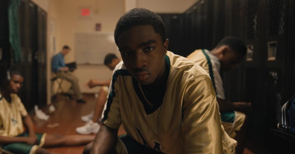 ‘Shooting Stars’: Caleb McLaughlin habla sobre interpretar a la estrella del baloncesto en la película Peacock (exclusiva)
