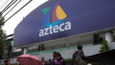 Suspende BMV cotización de TV Azteca por falta de informe financiero