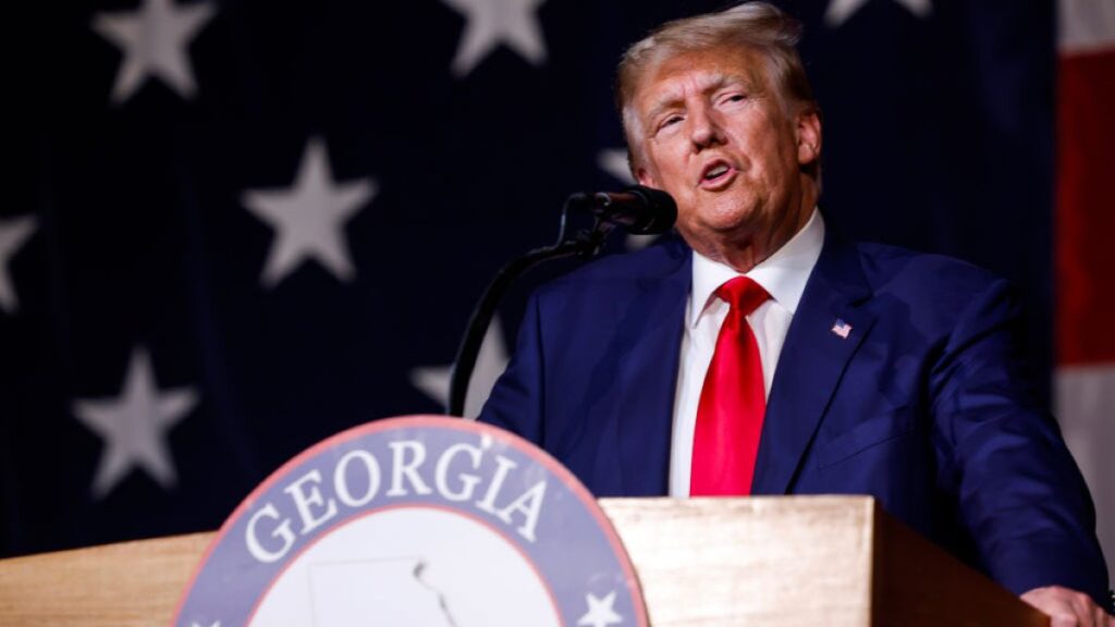 Trump responde a los cargos federales en su contra