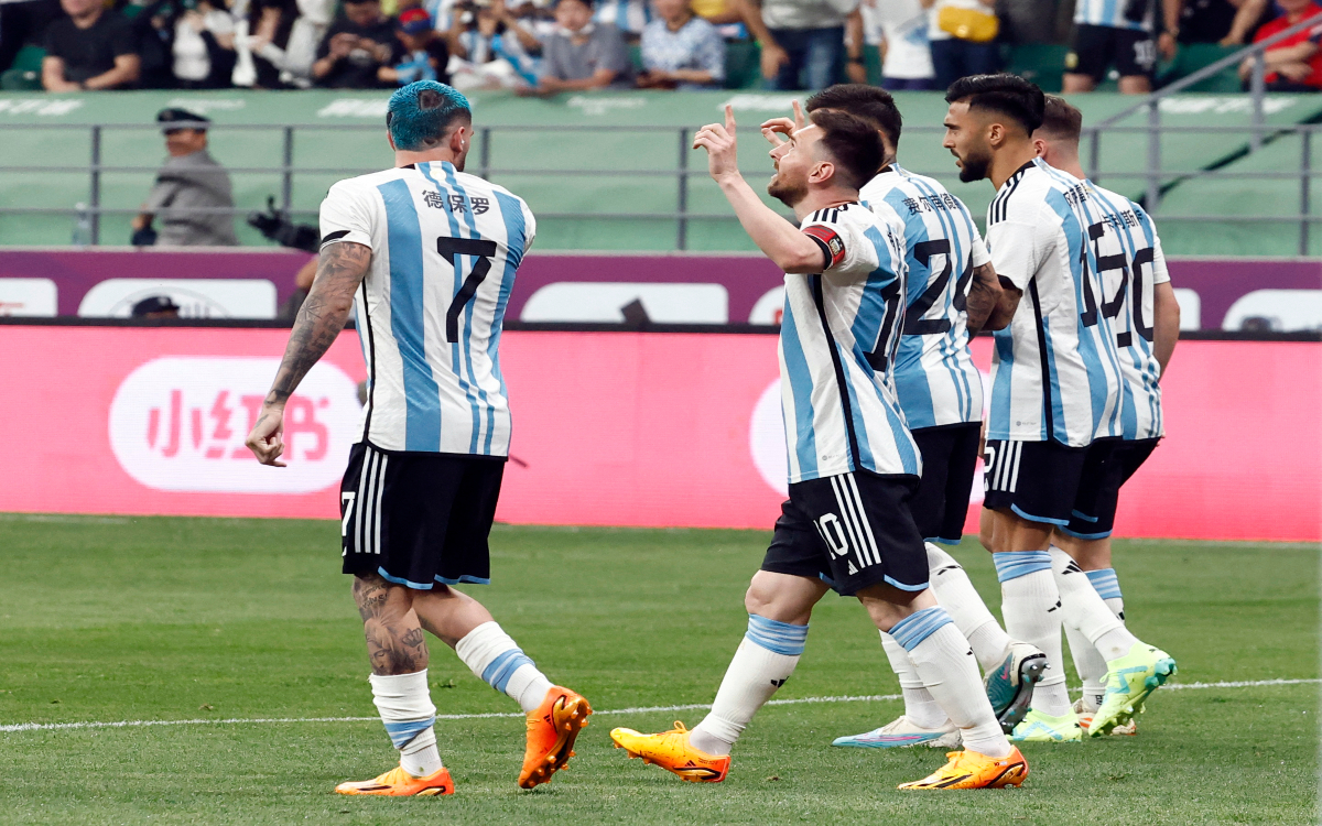 Vence Argentina a Australia con gol de vestidor de Leo Messi | Video