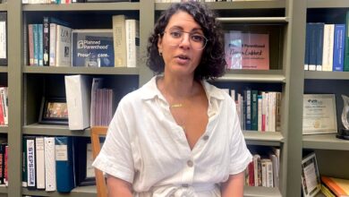 así sobreviven los médicos a la persecución al aborto