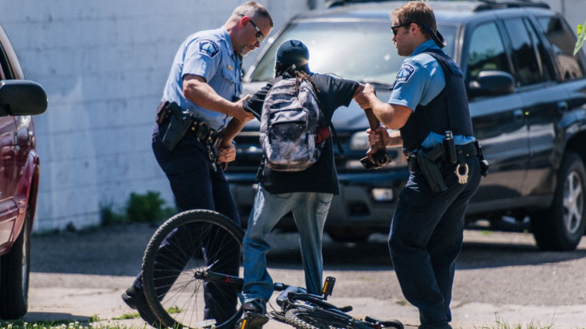 para el Departamento de Justicia, el crimen de George Floyd no fue un hecho aislado en la Policía de Minneapolis