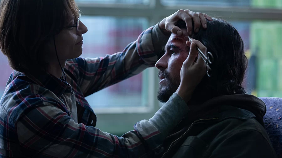 Mario Casas como Sebastián en Bird Box Barcelona