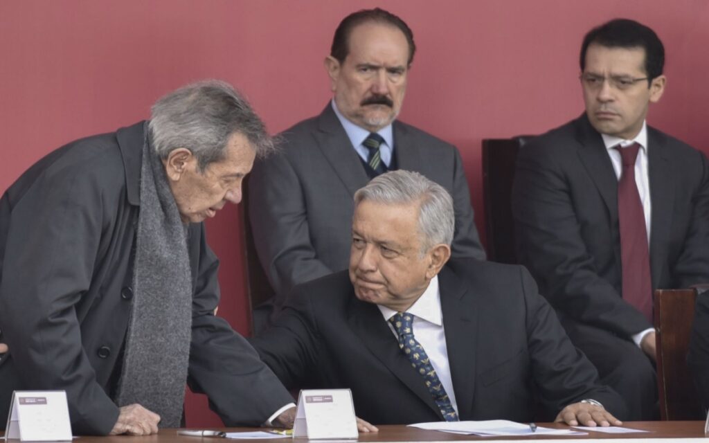 AMLO lamenta la muerte de Porfirio Muñoz Ledo