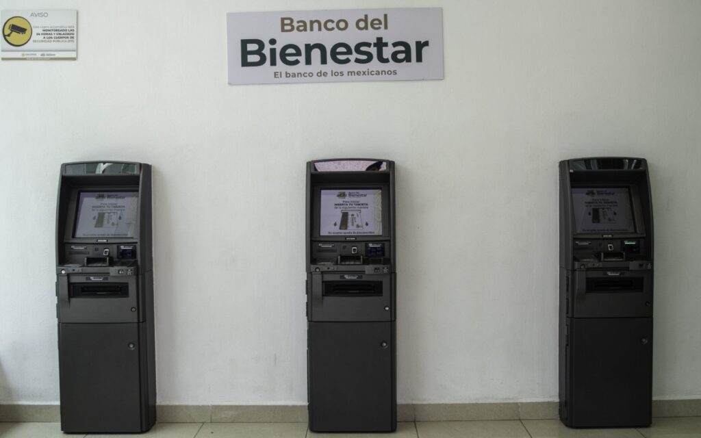 AMLO niega que exista fraude o corrupción en Banco del Bienestar