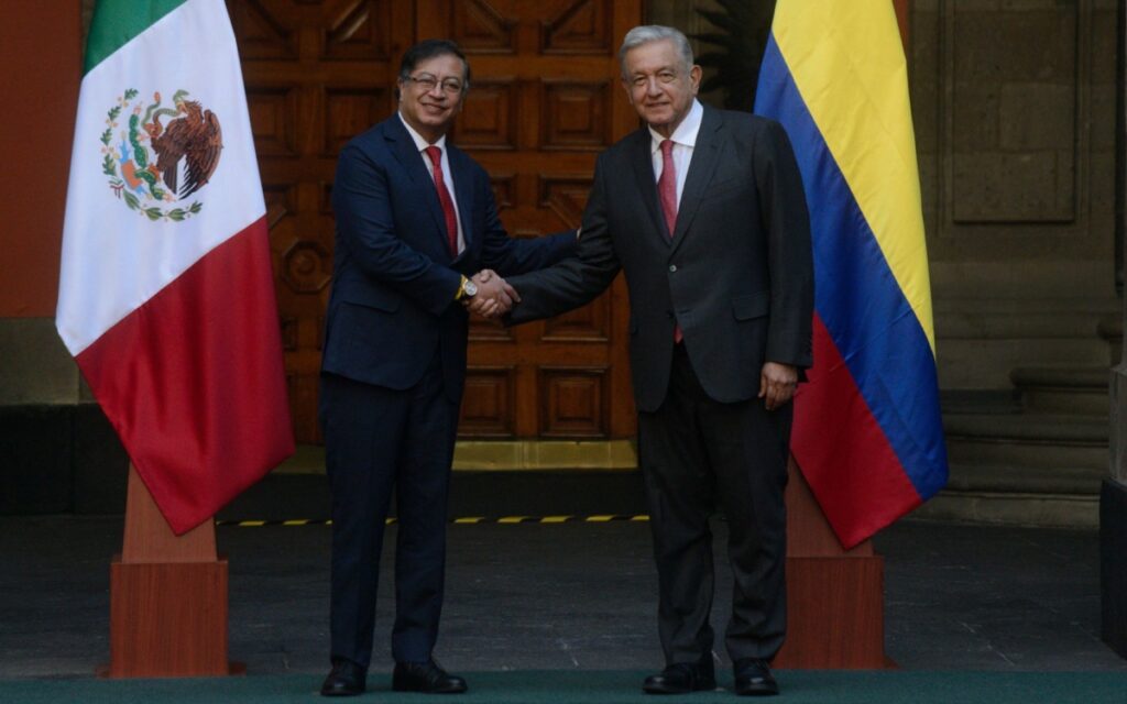 AMLO visitará Colombia para discutir política de drogas