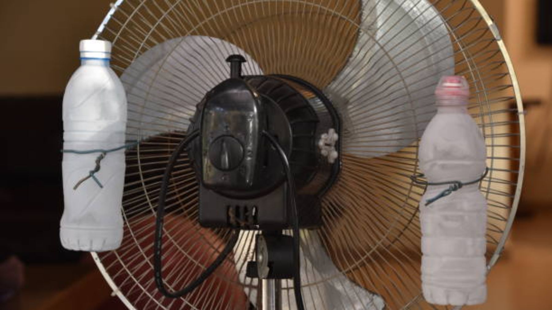 Acaba con el calor con el truco de la botella y el ventilador: es mano de santo
