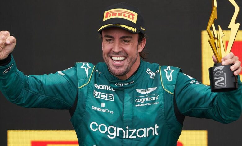 Alonso retrata a los 'haters' que le acusaron de irse a Aston Martin por dinero