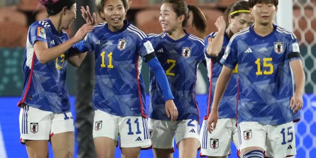 Aviso a España: Japón se merienda a Zambia y se pone primera de grupo