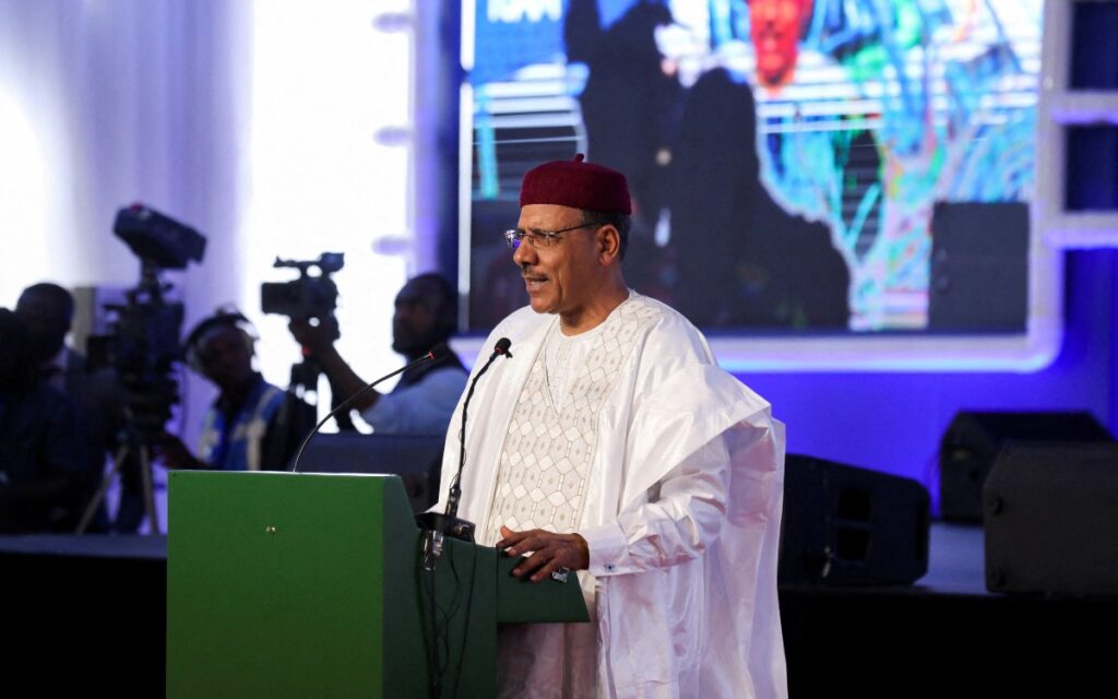 Bazoum, derrocado en Níger, el único presidente civil que quedaba en el Sahel