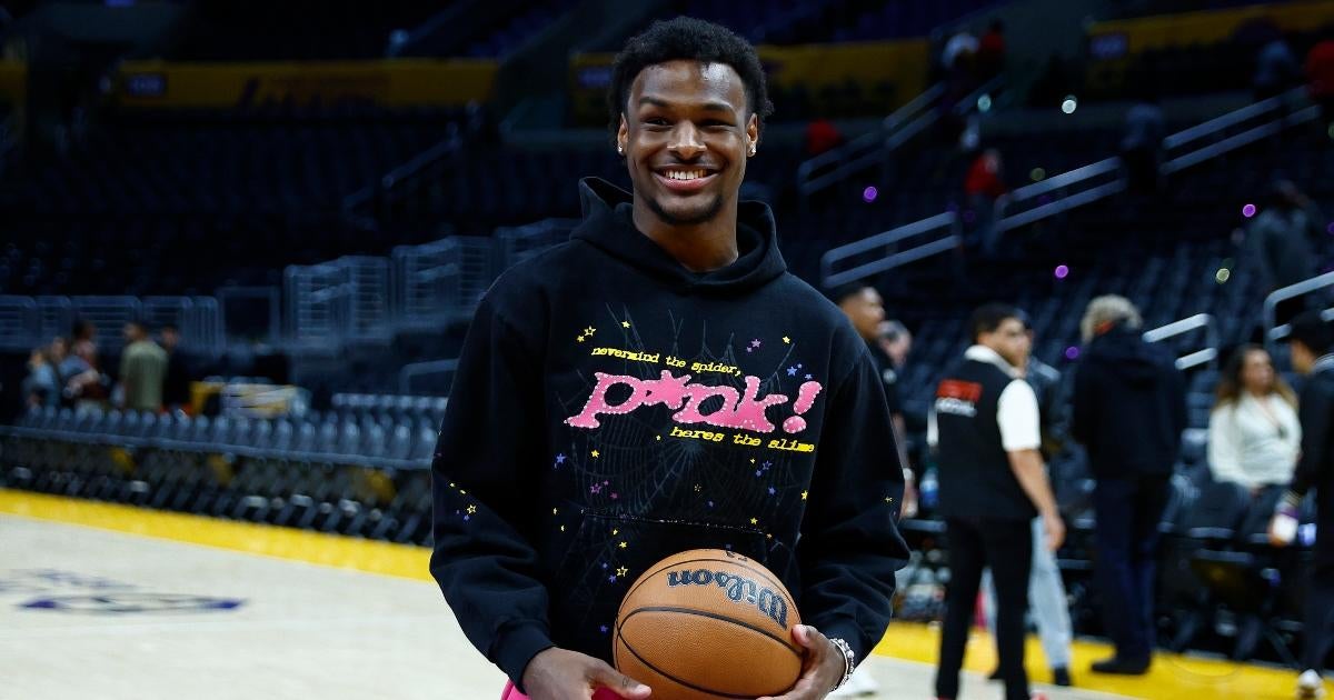 Bronny James, el hijo de LeBron James, sufre un paro cardíaco durante el entrenamiento