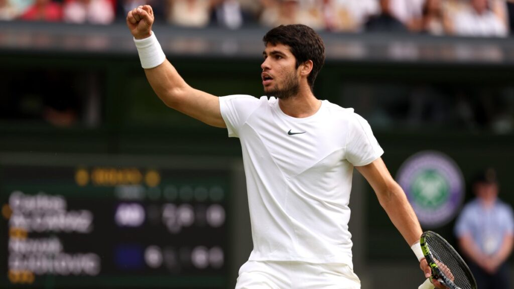 Carlos Alcaraz captura su primer título de Wimbledon tras derrotar a Novak Djokovic