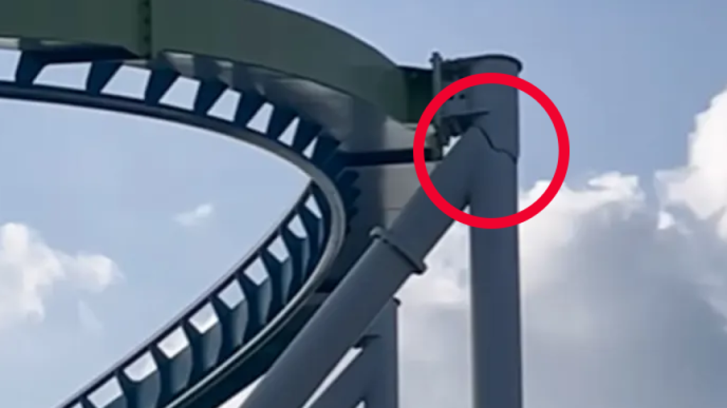 Cierran montaña rusa en Carolina del Norte