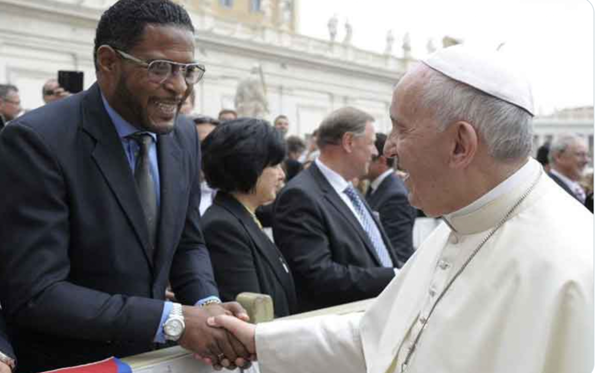 Cumplirá 30 años el inverosímil salto de Javier Sotomayor en Salamanca | Video