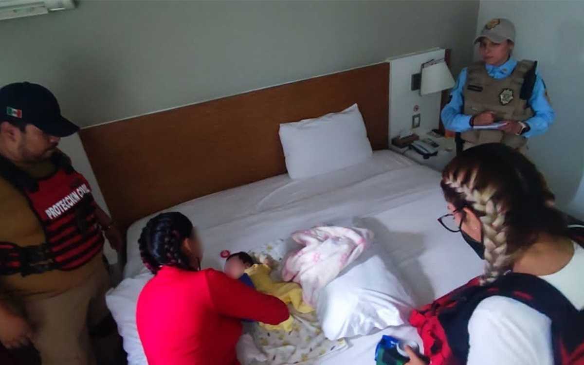 Dejan a bebé en cuarto de hotel de CDMX