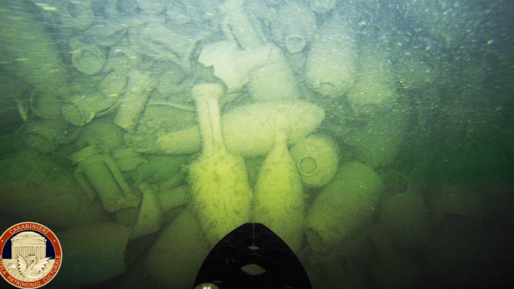Descubren barco mercante de la Antigua Roma en el fondo del mar