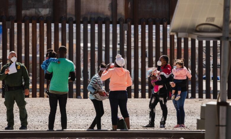 EEUU aceptará peticiones de asilo de migrantes de ciertos países que ya están en México