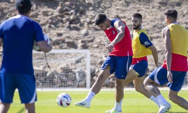 El Atlético se ejercita sin Joao Félix en un entreno en el que se salen Morata y Correa