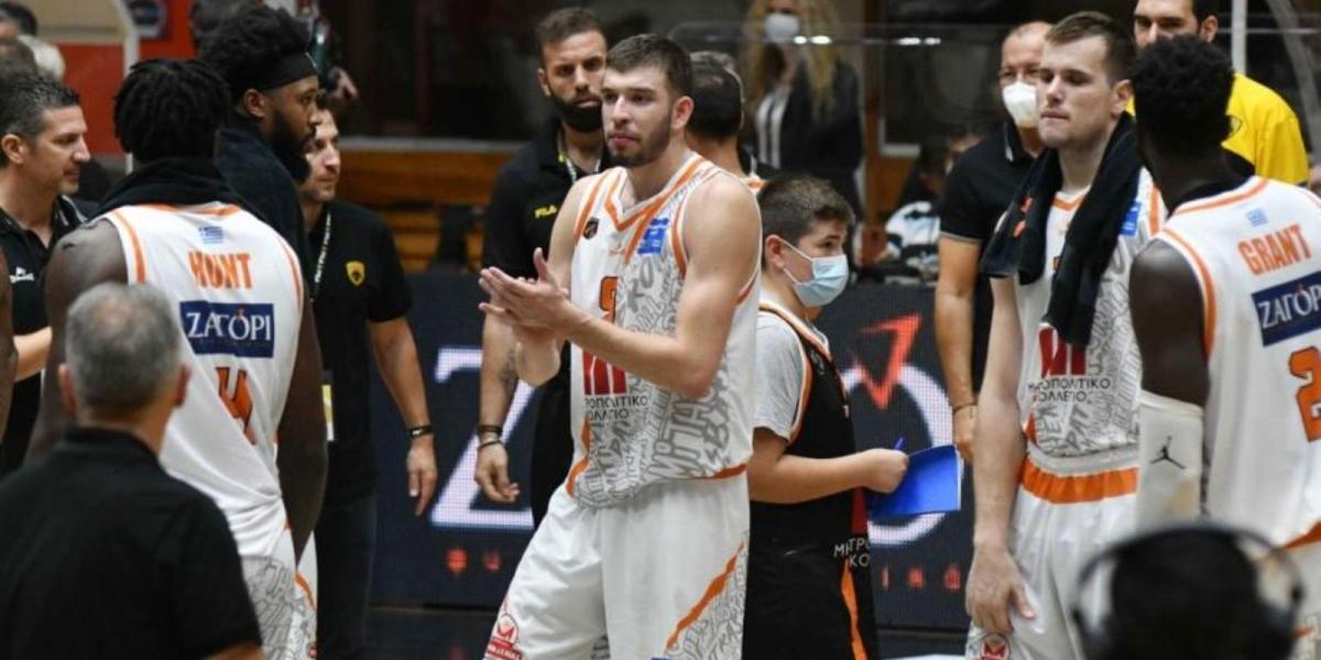 El Baskonia prescinde de Hommes y Heidegger y ficha a Rogkavopoulos