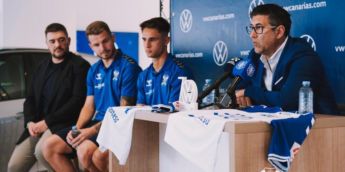 El CD Tenerife trabaja en varias salidas