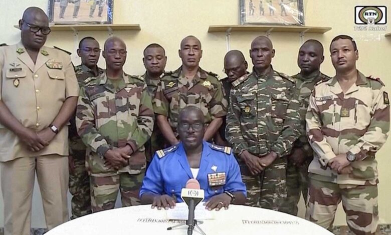 El Ejército de Níger anuncia su apoyo a los golpistas para evitar 'un baño de sangre'