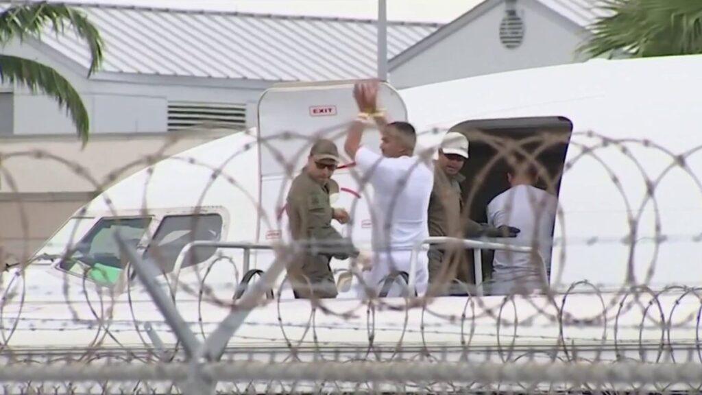 “El momento más duro de mi vida”: habla hispano deportado tras 4 años en EEUU