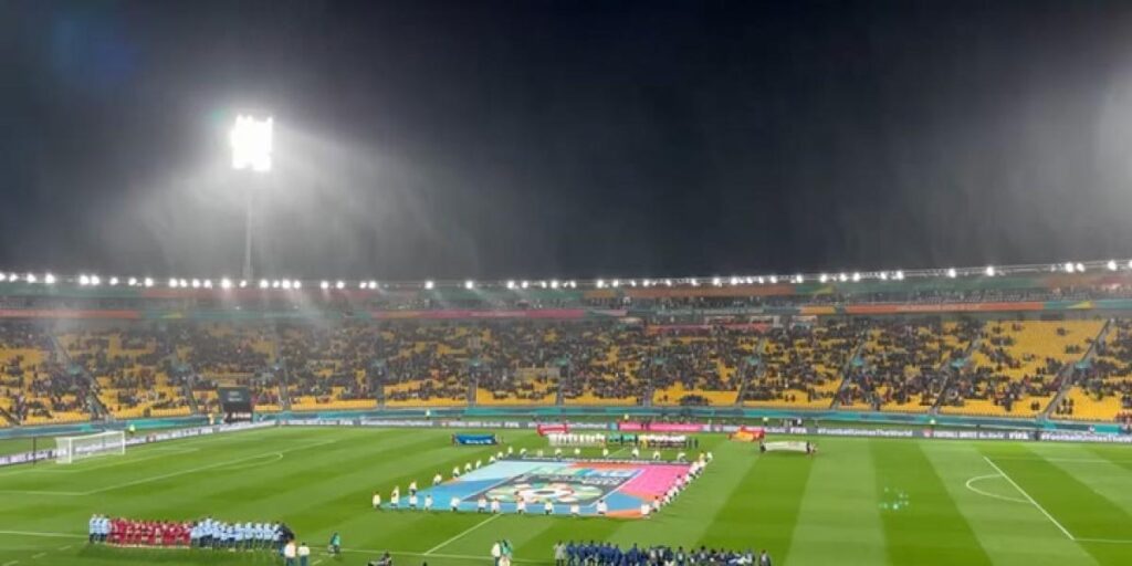 España ganó en el verde pero perdió en las gradas