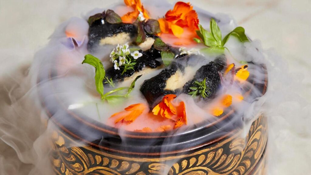 Esta semana en tecnología alimentaria: Upside Foods no pierde el tiempo en presentar su pollo cultivado