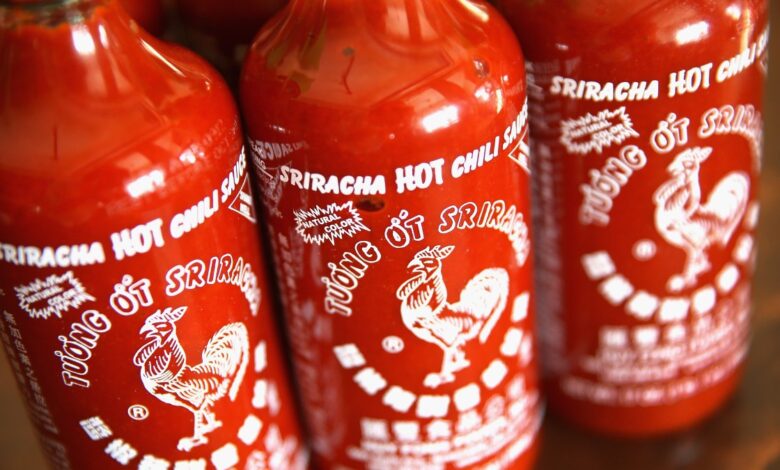Estas son opciones picantes para batallar con la escasez de Sriracha