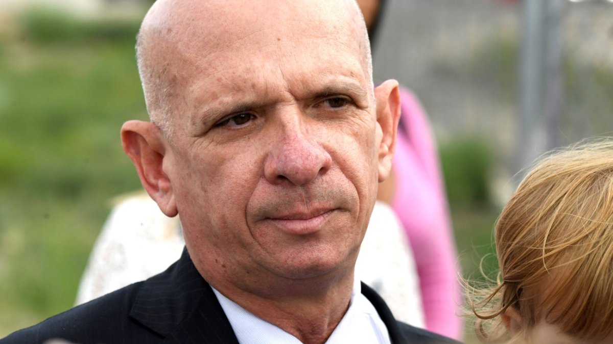 Exjefe de inteligencia de Chávez, Hugo “El Pollo” Carvajal, extraditado a EEUU