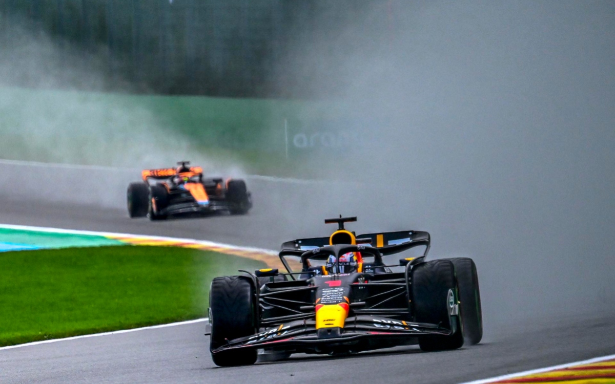 F1: Verstappen se lleva el sprint del GP de Bélgica; Checo Pérez choca con Hamilton