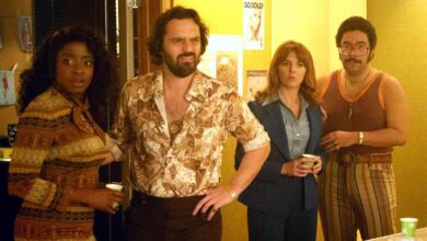 "F*cking Gross": Jake Johnson reacciona a Max tirando de su programa en la controvertida purga de contenido