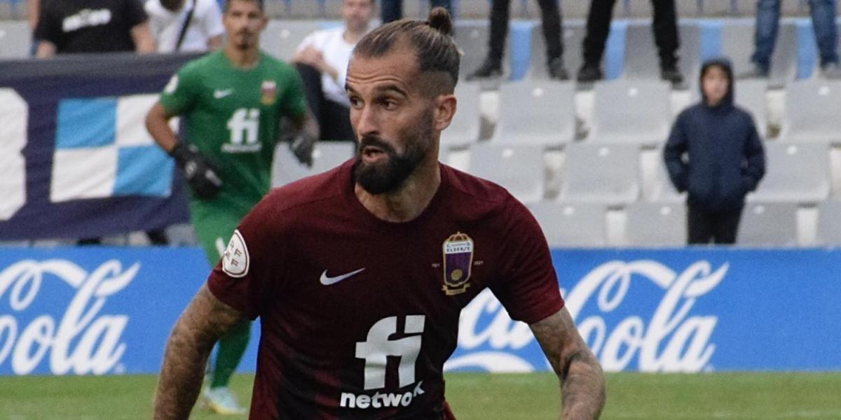 Fran Carnicer se desvincula del Eldense